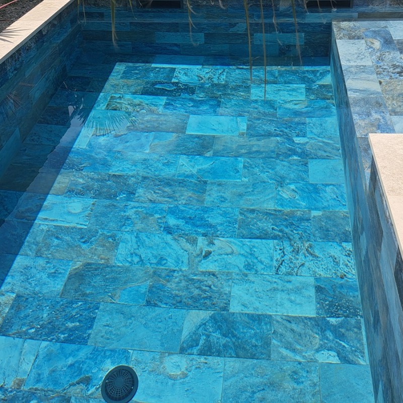 Piscine - Carrelage BALI BLUE 30x60 cm EFFET PIERRE DE BALI