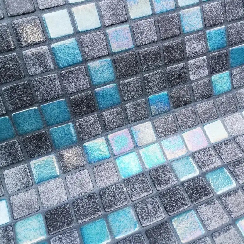 Déstockage - Lot de 12 M² de EMAUX DE VERRE REVIGLASS LENA