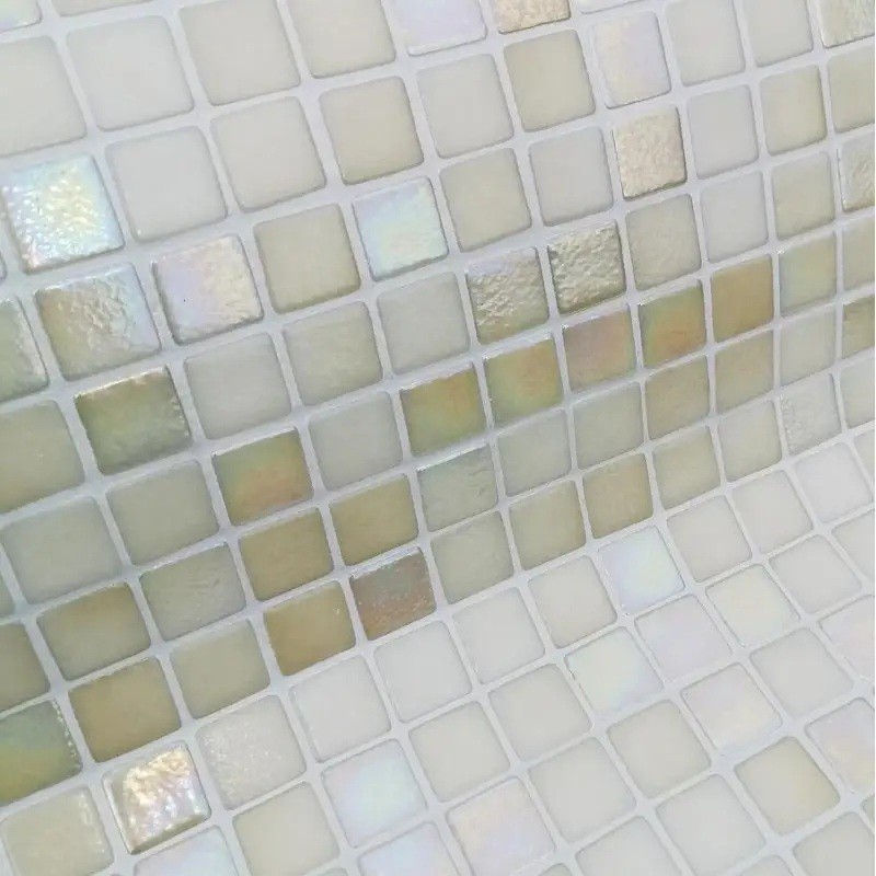 Déstockage - Lot de 22 M² de EMAUX DE VERRE REVIGLASS TIBER