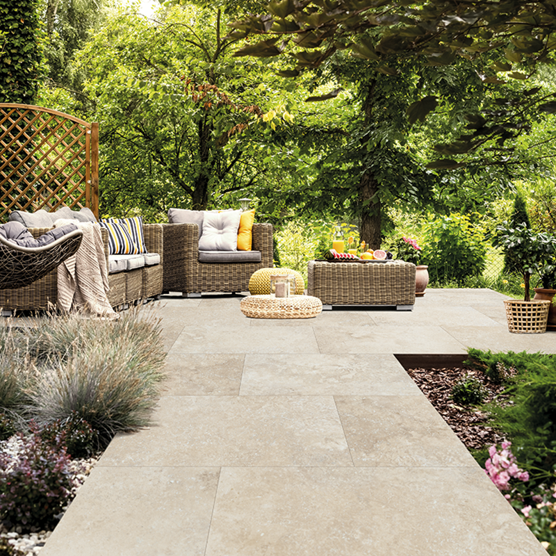 Effet pierre - Carrelage rectangulaire imitation travertin 60x90 extérieur R11 - TRAVERTINO RUSTIC