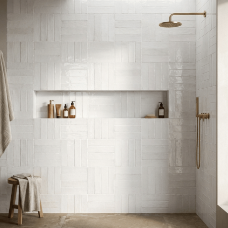 faïence murale blanche salle de bain effet zellige