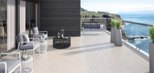 Plots pour terrasse : les modèles et leurs avantages
