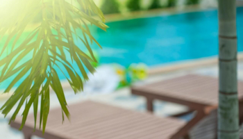 Piscine en pierre de Bali, place à l’exotisme