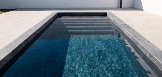Piscine sans permis de construire : règles, dimensions et modèles autorisés